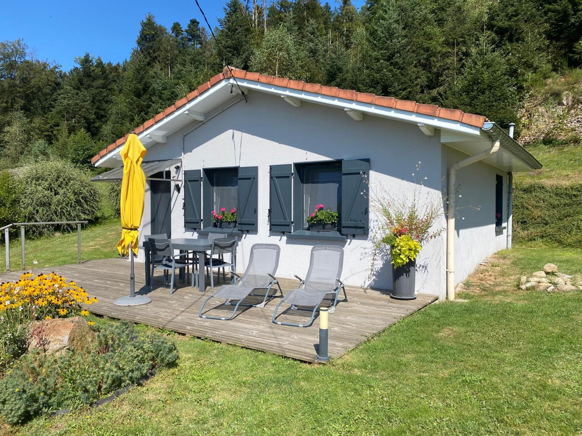La Maison Bleue Saint-Etienne-les-Remiremont Eksteriør billede
