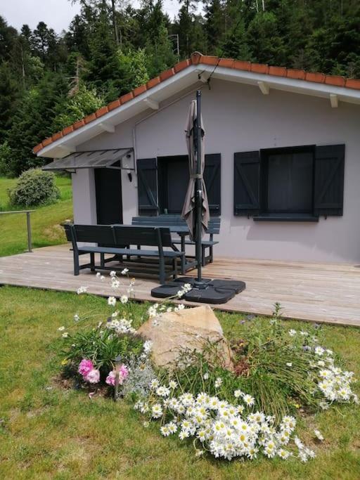 La Maison Bleue Saint-Etienne-les-Remiremont Eksteriør billede